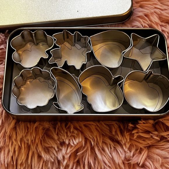 Pampered Chef Mini Cookie Pastry Cutters Metal 8pc Box Fall Heart Pumpkin 1095 - Picture 2 of 7